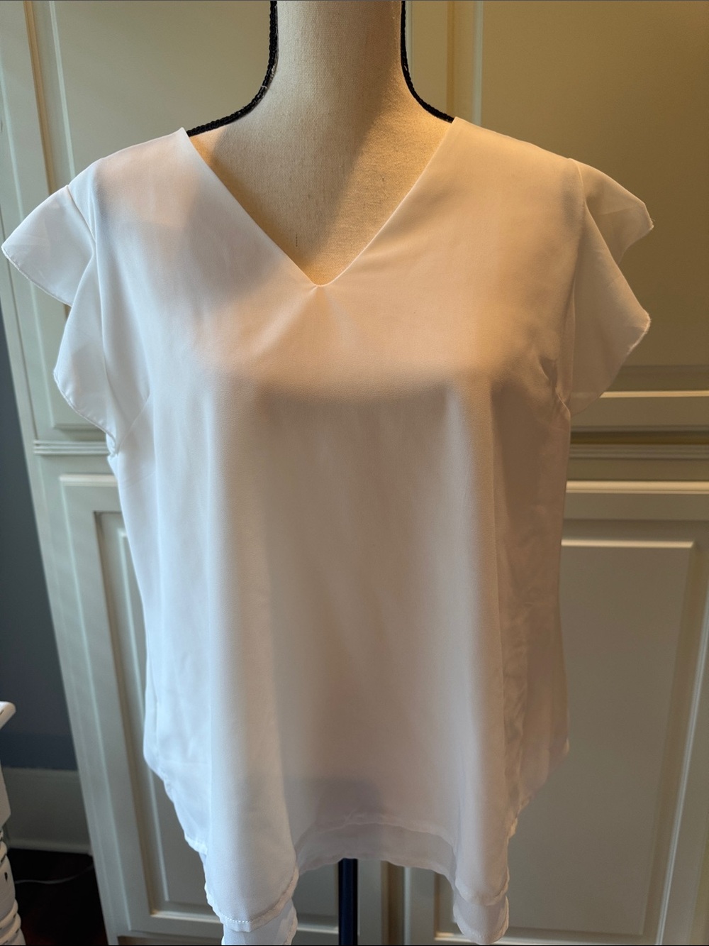 Women's White V-Neck Flutter Sleeve Top